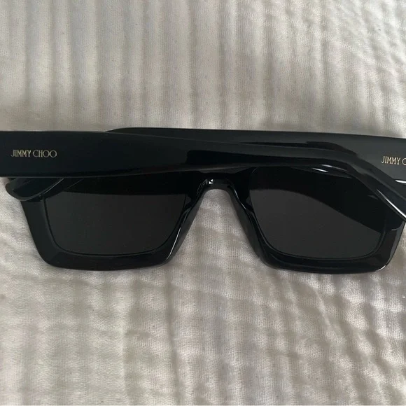 Jimmy Choo Black Sunglasses with Cream Case and Dust Cloth - Picture 3 of 4